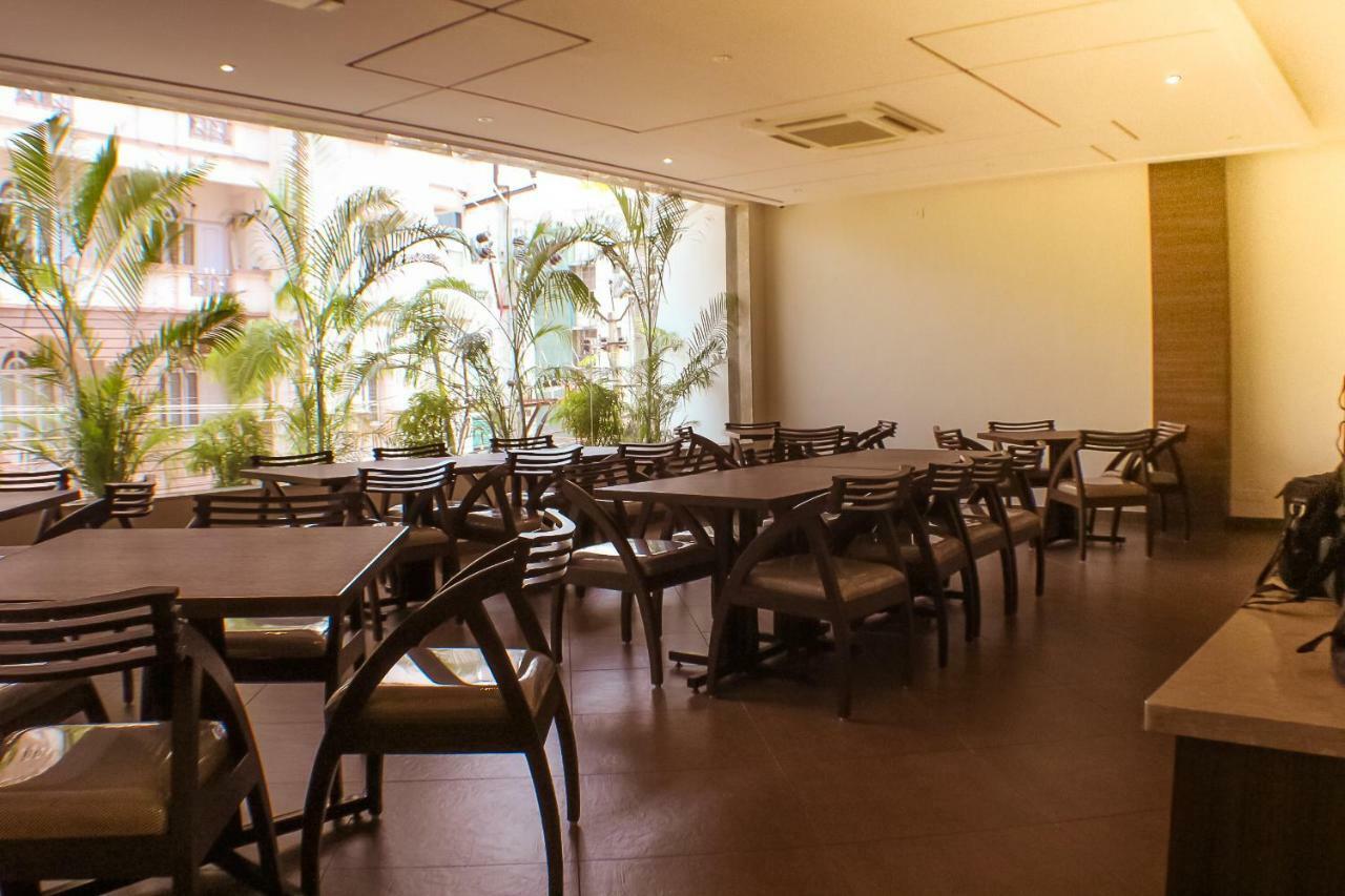 The Pioneer Hotel Visákhapatnam Kültér fotó